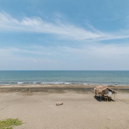 E. Moreno Recreation Beach Resort Ilocos Sur Candon Exterior foto